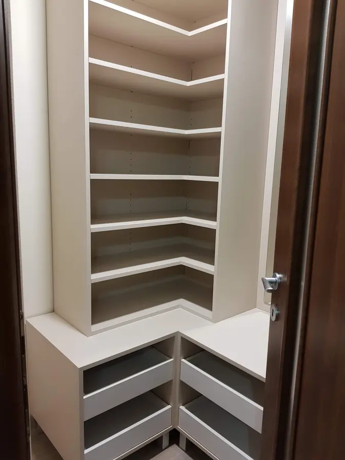 custom walk-in wardrobe — Fine Cut Furniture, Dumbrăvița, Romania