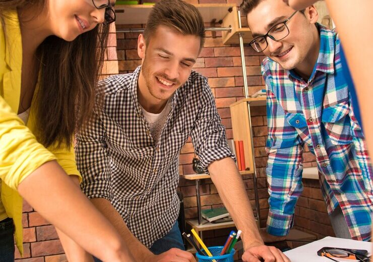 Colaborarea eficientă între designer și producător