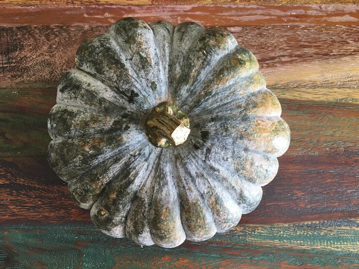 Blog 283 Retușarea decorurilor cu alamă oxidată