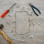 Servicii de reglaj pentru balamale și culisare